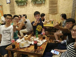 峨边烧烤加盟,学烧烤技术,开烧烤店多少钱疯狂烤翅加盟